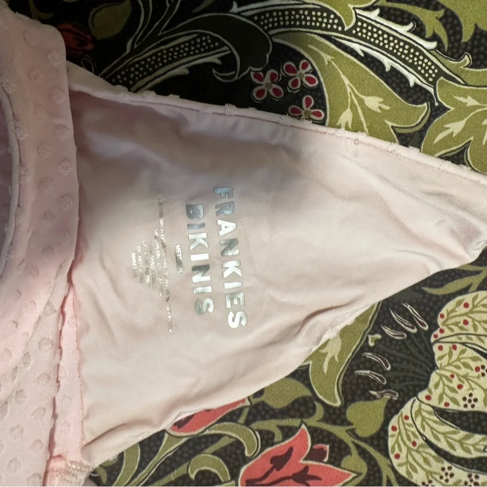 Frankies Bikinis soft pale